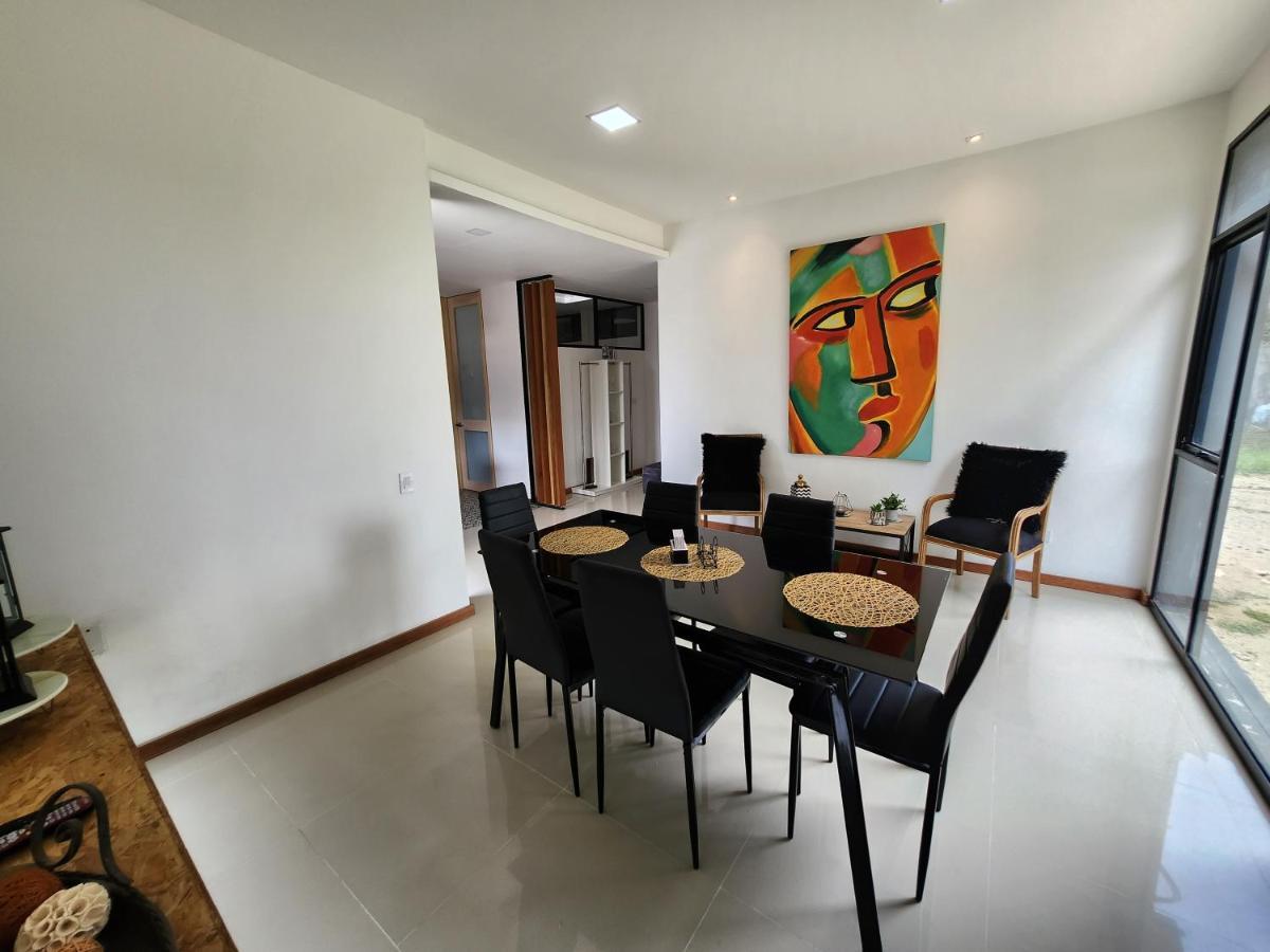 Amazonia Deluxe Lake Condo Летісія Екстер'єр фото