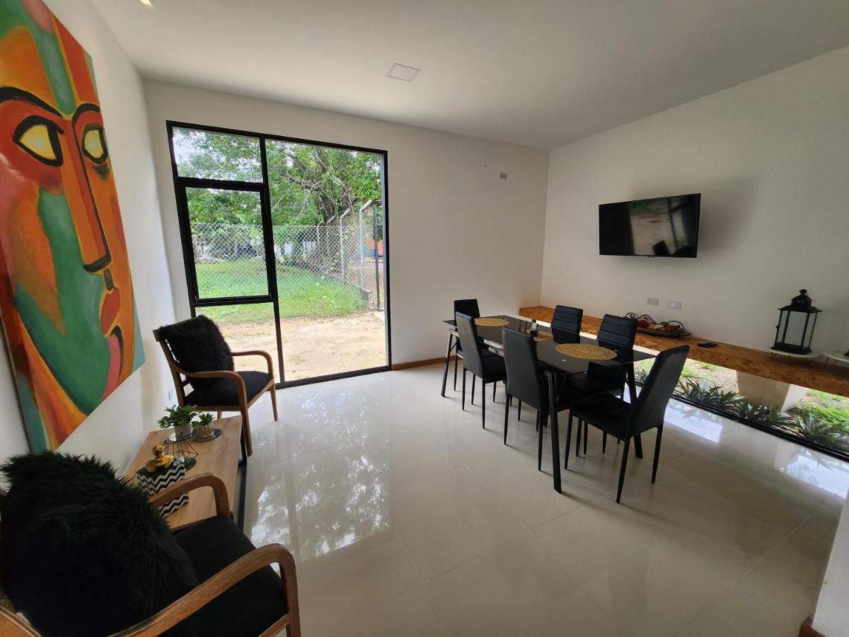 Amazonia Deluxe Lake Condo Летісія Екстер'єр фото